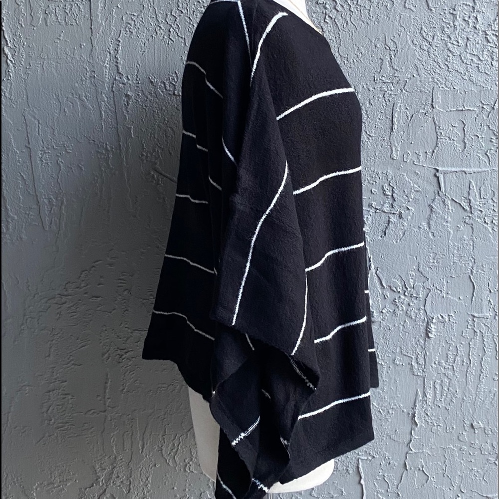 Umgee Black + Ivory Stripe 3/4 Sleeve Sweater - Picture 7 of 8